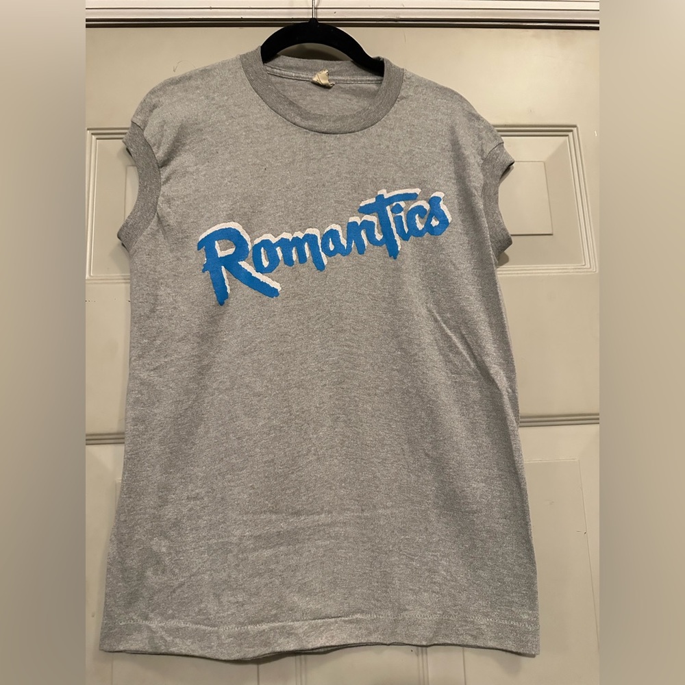 Real Vintage 80’s Gray Romantics Screen Stars Muscle Tee Size M
